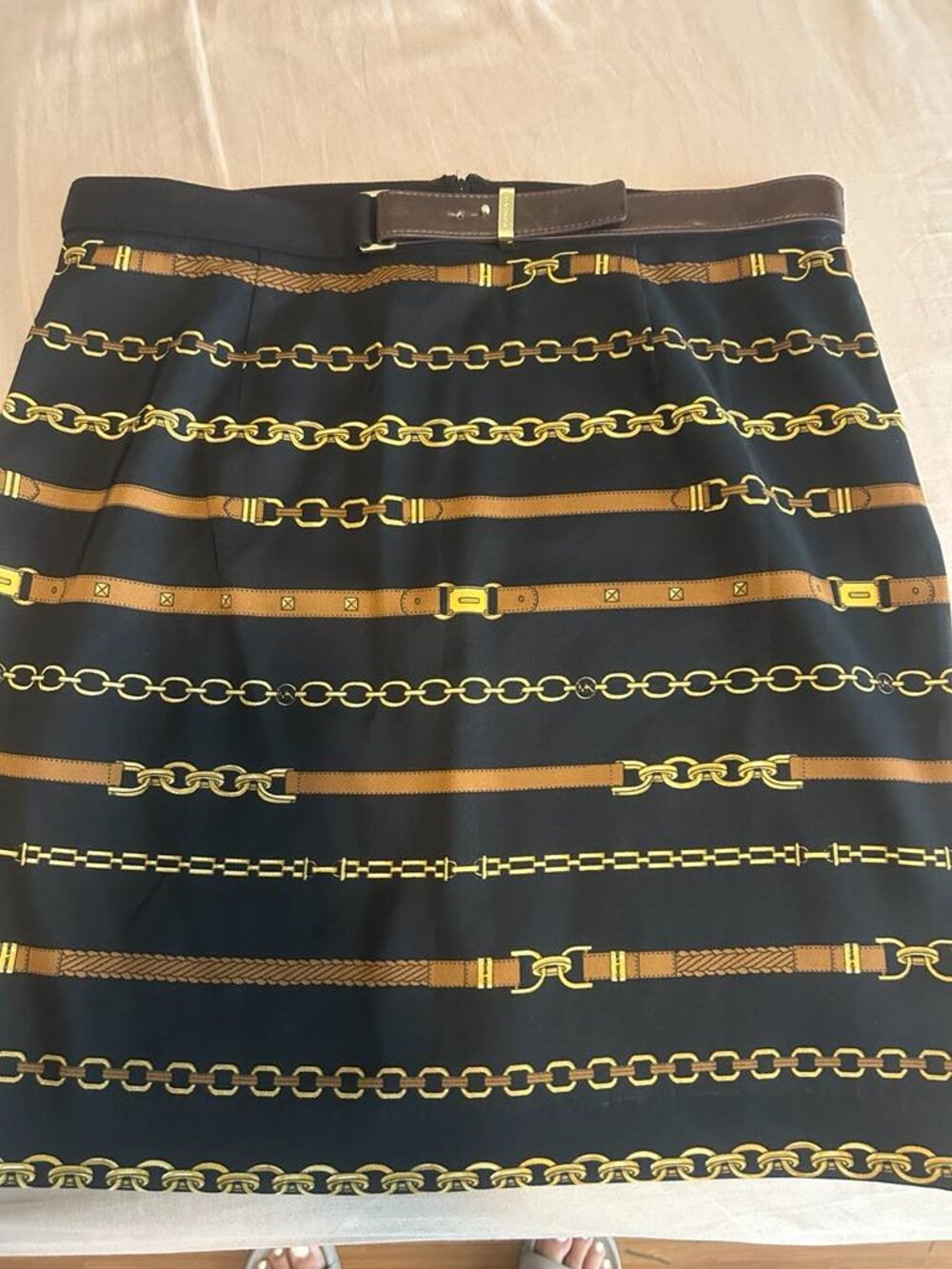 Michael Kors Chain Logo & Belt Classic Pencil Skirt 6